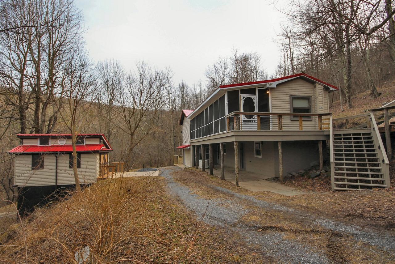 Red Roof Mountain Cabin With Starlink Internet! Stanley ภายนอก รูปภาพ